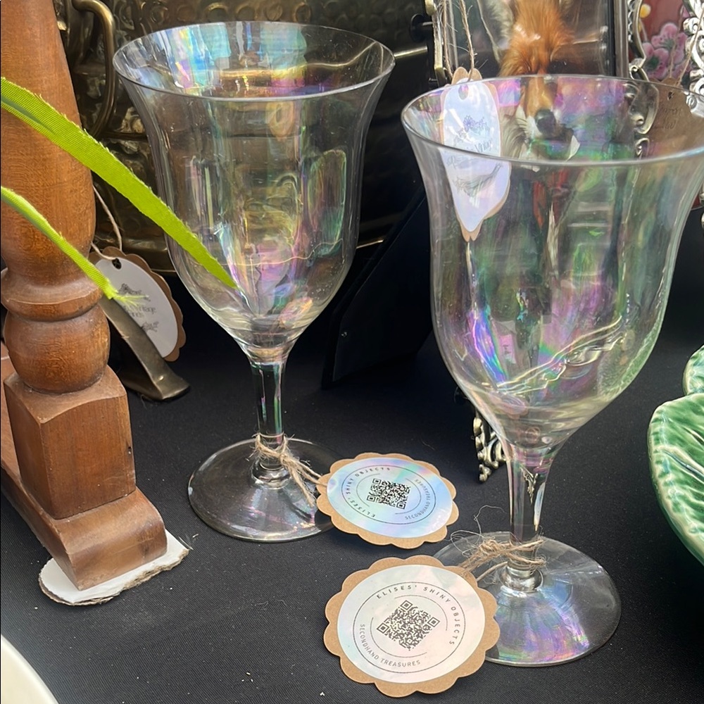 Vintage Fosteria Iridescent Luster Wine Glass Set